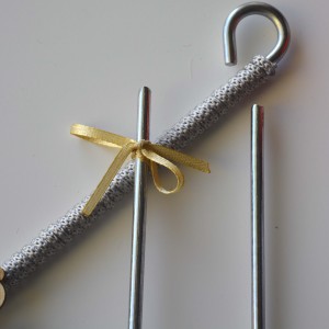 Χειροποίητο Γούρι Τρίγωνο Κουκουνάρι 2026 Εποχιακά