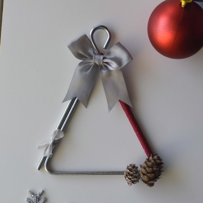 Χειροποίητο Γούρι Τρίγωνο Κουκουνάρι 2026 2