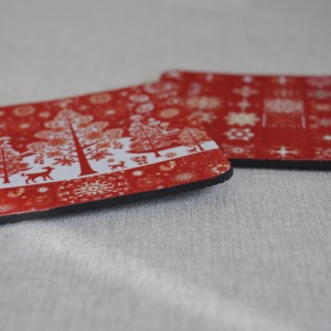 Σουβέρ Σετ 2 Τεμαχίων Τετράγωνα Christmas Red Δώρα