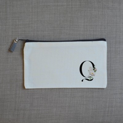 Τσαντάκι Γράμμα Ω με Λουλούδια