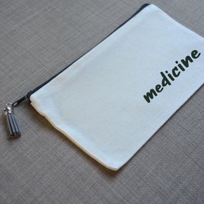 Τσαντάκι Medicine