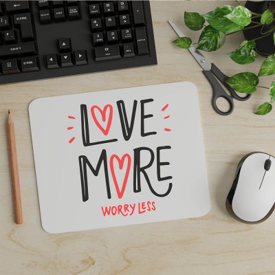 Mousepad Love More