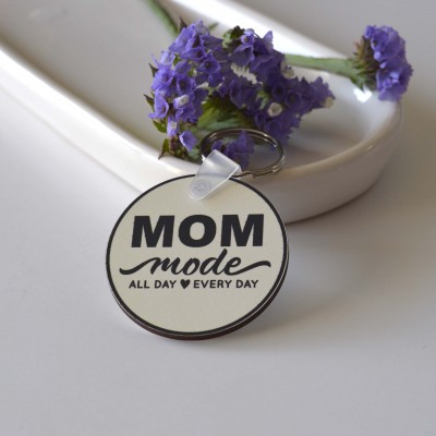 Μπρελόκ Στρογγυλό Mom Mode On